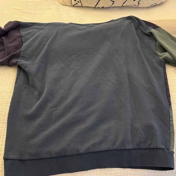 Urban Outfitters Blue and Green Graphic Long Sleeve Shirt - Picture 3 of 5